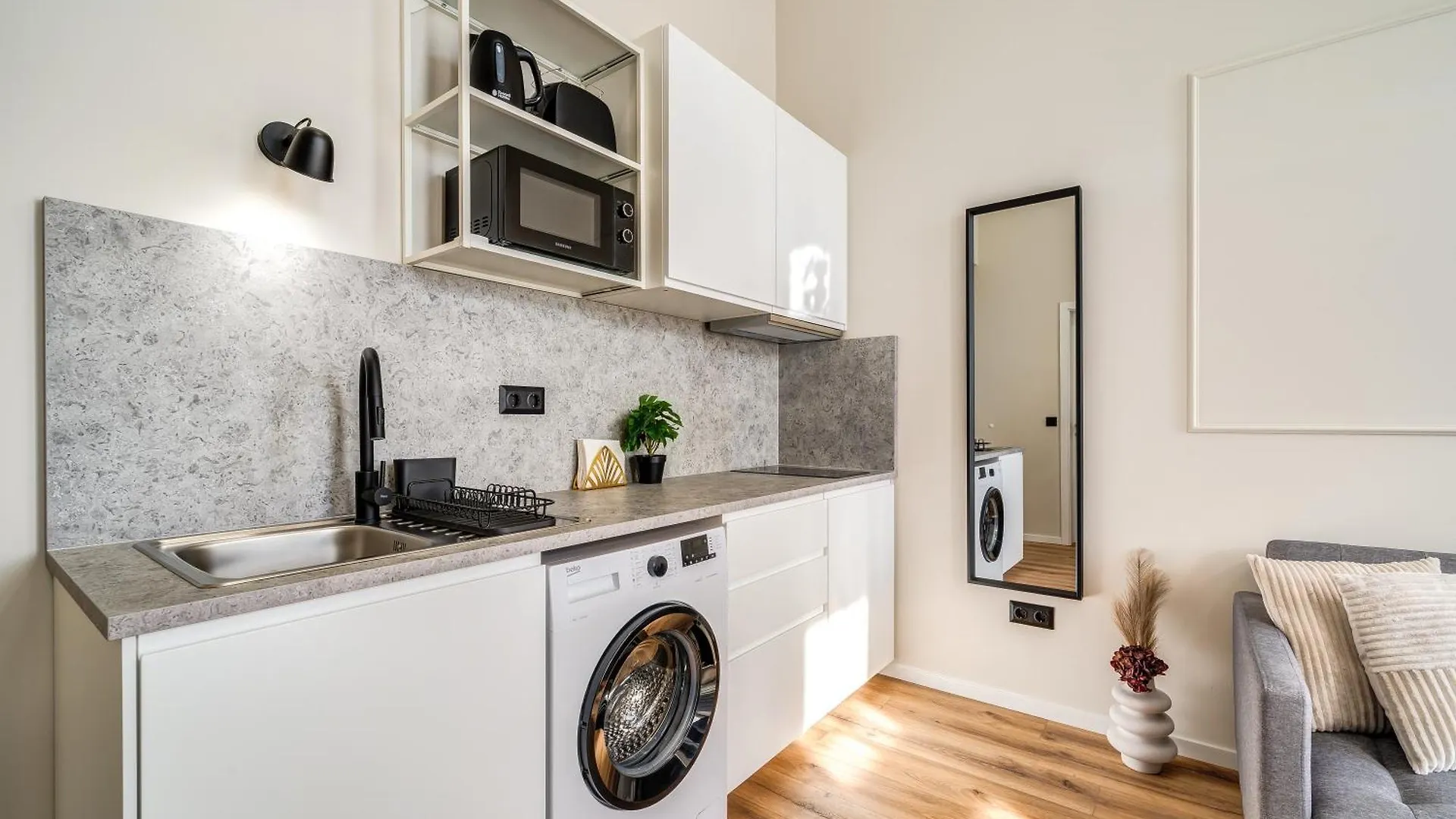 Apartment Time Out Suites With Terrace - R30 Budapest