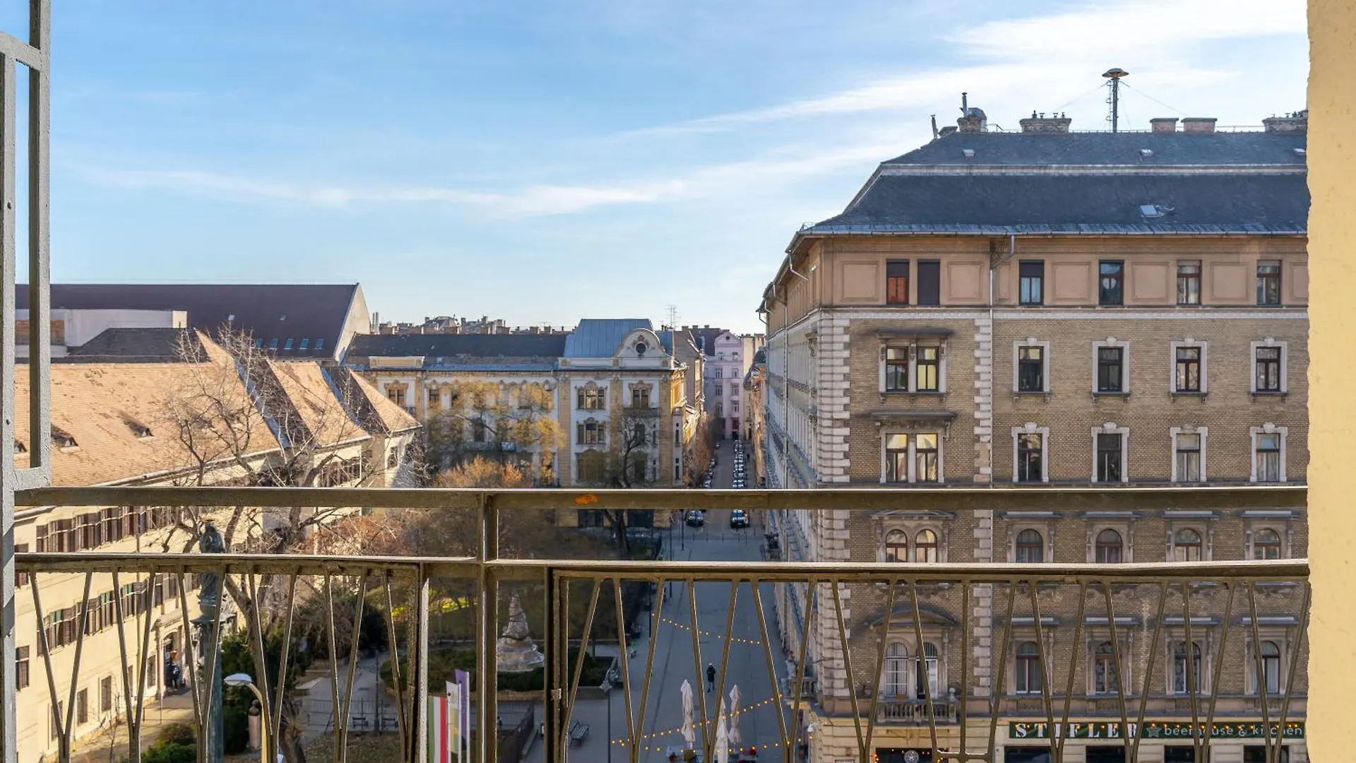 Apartment Time Out Suites With Terrace - R30 Budapest